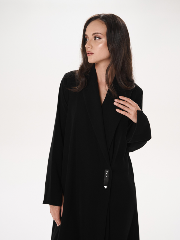 ⁦2 ABAYA Limited items Bisht + blazer laf⁩ - الصورة ⁦2⁩